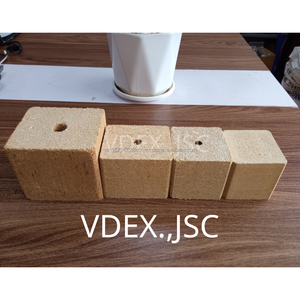 Uso de bloques de astillas de madera para tableros de partículas huecos de pie de palé de madera comprimidos, muchos tamaños hechos en Vietnam - Product Image 4
