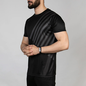 T-shirt à manches courtes pour homme, col rond, motif uni, coupe classique, tricoté, 100% polyester, séchage rapide, respirant, logo sur le devant, style sportif - Product Image 1