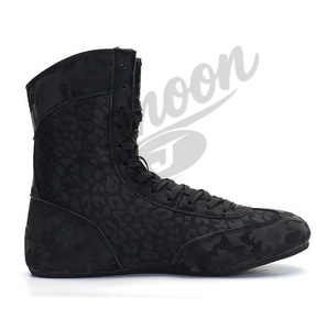 Chaussures de boxe personnalisées avec logo OEM, légères et confortables, pour l'entraînement et les combats professionnels - Product Image 3