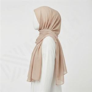 Pañuelo Ligero de Chifón, Suave y Transpirable, Chal de Verano, Hijab de Moda para Mujeres Musulmanas, Elegante y Cómodo para Uso Diario, Viajes y Actividades al Aire Libre - Product Image 3