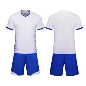 Maillot de football à manches courtes, col en V, logo frontal, séchage rapide, respirant, 100% polyester, design par sublimation - Product Image 5