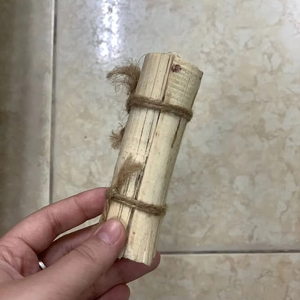 Bâtonnets à mâcher en canne à sucre naturelle séchée, pelée, pour petits animaux, nettoyage des dents, jouet pour animaux de compagnie, carton de 10 kg, fabricant fournisseur ANGLE - Product Image 1