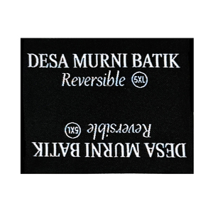 Étiquettes rectangulaires personnalisées tissées et découpées au laser pour sacs et vêtements. Étiquettes en tissu personnalisées, respectueuses de la peau, lavables, à coudre - Product Image 1