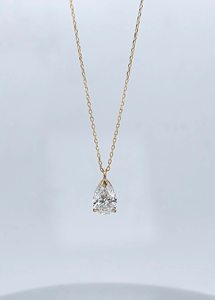 Collier Pendentif Femme en Perle d'Eau Douce et Diamant Taillé Poire, Plaqué Or 18K, Sertissage Griffe, Chaîne Classique, Bijou Quotidien - Product Image 3