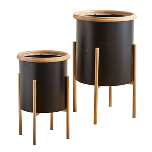 Pot de fleurs décoratif moderne en métal doré avec support pour la maison, le jardin ou le bureau – Vente en gros - Product Image 5