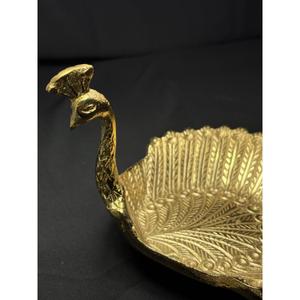 Bandeja de Almacenamiento con Forma de Pavo Real Dorado Antiguo, Perfecta para Decoración de Hogar de Lujo, Colección Vintage Hecha a Mano, Arte en Aluminio - Product Image 2