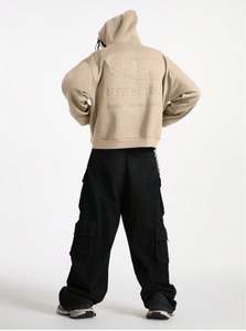 Sweat à capuche pour homme tendance, très demandé, en molleton 100% coton épais, anti-boulochage, coupe ample, avec broderie 3D en relief personnalisée et impression sérigraphique - Product Image 4