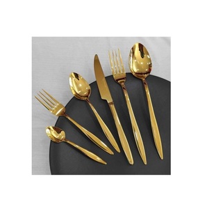 Juego de cubiertos dorados de lujo, cubiertos metálicos sostenibles, ideales para regalos, en stock, para uso en restaurantes y hogares. - Product Image 5