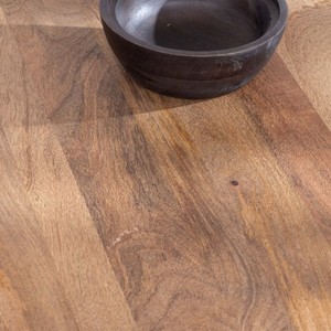Table basse minimaliste Vandana Golden Tone en bois de manguier naturel, 110 cm - Product Image 4
