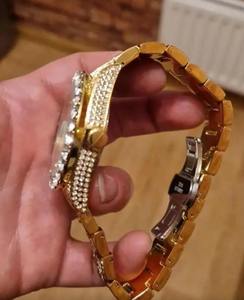 Montre en diamant moissanite de style japonais au design unique, montre à quartz durable pour un usage quotidien, disponible au prix d'usine - Product Image 3