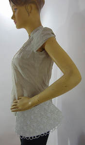 Elegante Bolso de Mano de Satén Blanco con Cuentas Bordadas a Mano, Perlas y Flores, Hecho a Mano, para Bodas, Fiestas y Eventos, Lowellcraft - Product Image 2