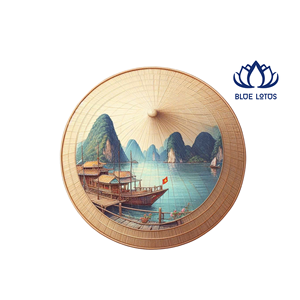 Chapeau conique en calebasse sculpté à la main, écologique et de haute qualité |   Décor culturel vietnamien durable et accessoire photo - Product Image 1