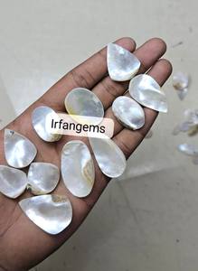 Wholesale Handmade <b>Mother</b> Pearl Gemstone Necklace Natural Oval Cut 20-40mm Loose Gemstones for Jewelry Making - Product Image 5