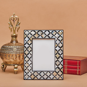 <b>Black</b> mother of pearl photo <b>frame</b> cheap price shiny capiz shell inlay picture <b>frames</b> from Vietnam factory - Product Image 4