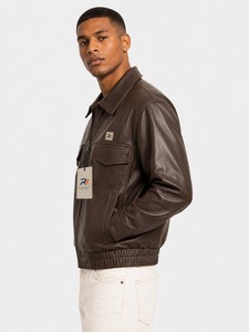Chaqueta de cuero de alta calidad diseñada para brindar estilo, comodidad y un rendimiento duradero en todas las estaciones. Chaqueta de cuero de alta calidad. - Product Image 4