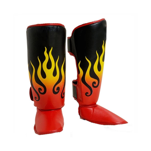 Espinilleras de Cuero Personalizadas de Alta Calidad, Ecológicas, Ajustables, Ligeras, Diseño Único, Cómodas para Boxeo y Artes Marciales - Product Image 1