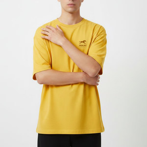 Camiseta Urbana de Estilo Robusto, Diseño Cómodo, Tejido Transpirable y Ligero, Camiseta Robusta para Hombre - Product Image 4