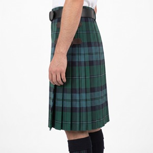 Kilt écossais vert pour homme, jupe traditionnelle à carreaux avec ceinture en cuir et sangles à boucle latérale - Product Image 3