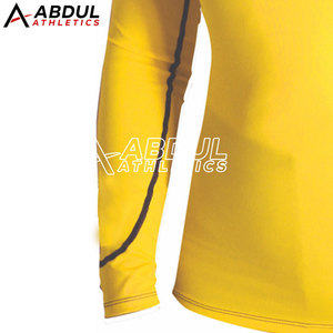 Vêtement de base extensible pour femme avec tissu doux pour la course à pied et les activités sportives - Product Image 6