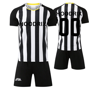 Maillot de football personnalisé par sublimation, maillot de football vierge pour équipe, maille lisse respirante 140-160 GSM, kit de survêtement en polyester pour l'entraînement - Product Image 1