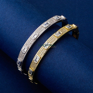 Bracelet en or plaqué 925 avec diamant de laboratoire taille émeraude, unisexe, pour usage quotidien, mariage, bijoux - Product Image 1