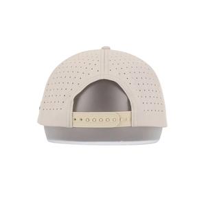 Gorra de Golf Impermeable y Transpirable al por Mayor, Ligera y de Alto Rendimiento con Orificios Cortados con Láser, Logotipo Personalizado y Cierre a Presión - Product Image 4