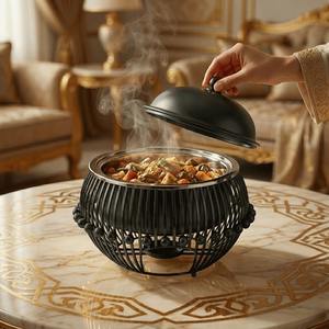 Plat de service de luxe rond en acier inoxydable doré avec boule latérale suspendue, élégant support de buffet pour réchaud de table - Product Image 4