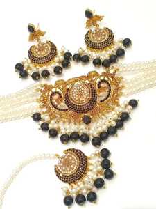 Juego de Joyería de Lujo al por Mayor, Collar y Aretes de Cristal Chapados en Oro para Mujer, Diseños Personalizados Disponibles para Bodas - Product Image 5