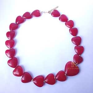 MN EXPORTS Women's Resin Heart Shape <b>Beaded</b> <b>Necklace</b> for Party & Wedding Occasions - Product Image 5