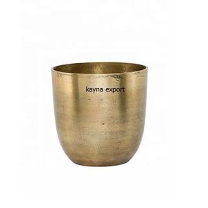 Maceta de metal de decoración de oficina de lujo moderna de estilo de textura chapada en oro nuestra nueva colección de maceta de flores decorativas para suelo - Product Image 6