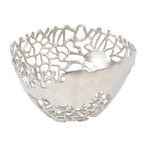 Bol décoratif en aluminium de luxe, fabriqué à la main avec des détails complexes, bol à salade et à ramen en céramique de qualité supérieure pour les intérieurs - Product Image 1