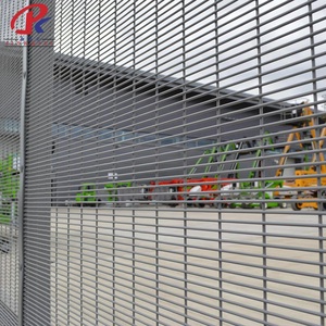 Recinzione Metallica 358 Classica Anti-arrampicata da 7 Piedi, Rivestita in PVC, Resistente alla Ruggine, per Giardini e Fattorie, Alta Sicurezza, Visione Chiara - Product Image 5