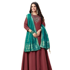 El último vestido de seda pura bordado de trabajo pesado Khalid Dupptta Colección de Bodas de Estilo Vintage para fiestas Venta en línea - Product Image 1