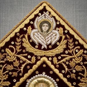 ชุดนักบวชไบแซนไทน์แบบสั่งทำพิเศษ พร้อมลายภาพพระกุมารเยซูและพู่ห้อย - Product Image 6
