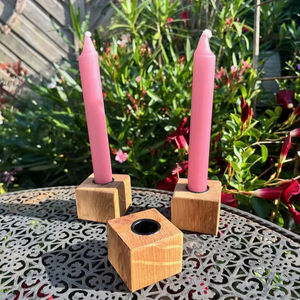 Porte-bougie carré en bois artisanal aux lignes épurées, finition naturelle, parfait pour un décor moderne et rustique. - Product Image 1