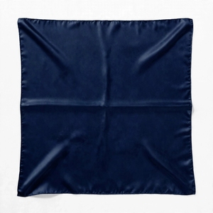 Pañuelo Cuadrado de Seda Azul Marino con Estampado de Hojas para Mujer, Elegante Chal Estampado a Mano con Serigrafía, Suave para la Piel, Accesorio de Moda para la Cabeza - Product Image 4