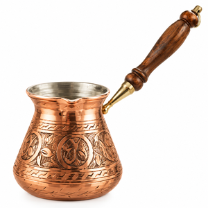 Cafetera Turca de Cobre Repujado con Medallón Floral, Cezve, Ibrik Árabe, Briki Griega, Calentador de Leche para Estufa con Mango de Madera, OEM - Product Image 1