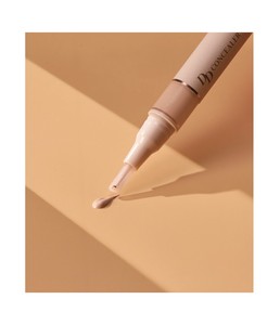 คอนซีลเลอร์ DD 3 กรัม สีเบจอ่อน กลิ่นวานิลลา หัวซิลิโคน ช่วยปกปิด บำรุงผิว มอบความชุ่มชื้น ใช้ง่าย รวดเร็ว สำหรับผู้หญิงทุกสภาพผิว - Product Image 3