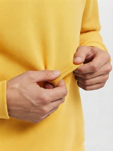 Sudadera Premium de Cuello Redondo para Hombre con Corte Holgado, Interior de Felpa Suave y Puños Acanalados para Uso Diario Informal - Product Image 4