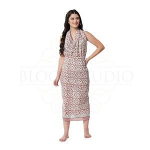 Pareo de algodón vintage verde y color óxido quemado con estampado a mano para mujer, ligero, ideal para bikini, playa y resort de verano. - Product Image 2