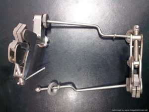 ระบบเครื่องมือถ่างสมอง Budde Halo Retractor สำหรับศัลยกรรมประสาท ทำจากเหล็กกล้าไร้สนิม ได้รับการรับรองมาตรฐาน CE รุ่น SI--566 ระดับ Class I รับประกันตลอดอายุการใช้งาน Salaar - Product Image 4