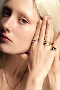 แหวนเพชรทรงรีเพาะเลี้ยงในห้องปฏิบัติการ ตัวเรือนทองคำแท้ 14K ประดับแบบ Bezel Set สไตล์มินิมอล โมเดิร์น โซลิแทร์ สำหรับทั้งชายและหญิง แหวนวงเล็ก 0.20 กะรัต - Product Image 2