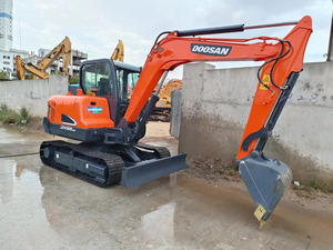 Mini-excavatrice Doosan DH55-9C prête à être expédiée, excavatrice sur chenilles hydraulique de 5,5 tonnes avec moteur diesel pour projets de construction - Product Image 1