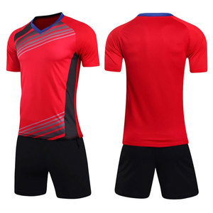 Uniformes de football en gros pour équipes, vêtements de sport, maillots de football personnalisés en polyester sublimé pour hommes - Product Image 1