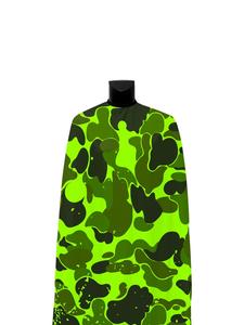 Capa de Peluquería para Barbero - Color Personalizado Amarillo Verde Camuflaje Poliéster Resistente al Agua y Duradero - Product Image 2