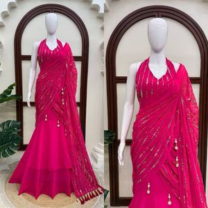 Sari Lehenga en Georgette de créateur, coupe poisson, avec broderies de fils et de paillettes, et dupatta intégré, prix de gros par Royal Export - Product Image 4