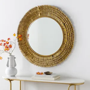Miroir mural en métal fait main au design contemporain, miroir rond d'appoint haut de gamme pour l'intérieur de la maison de luxe, chambre à coucher, salle à manger - Product Image 1