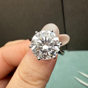 แหวนหมั้นเพชรทรงกลมเจียระไนแบบบริลเลียนท์ ทองคำขาว 18k สำหรับผู้หญิง คลาสสิก ได้รับการรับรองจาก IGI เพชรขาวเพาะเลี้ยงในห้องปฏิบัติการ - Product Image 1