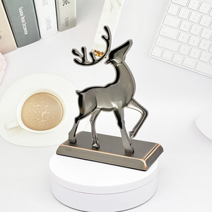 Par de Renos de Aluminio, Estatuas de Ciervos, Colgador Navideño Personalizado al por Mayor, Decoración de Ciervos con Mosaico Plateado, Soporte para Calcetines de Navidad - Product Image 6