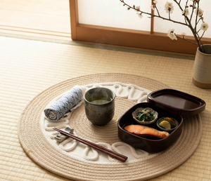 Sets de table ronds en jute au design moderne, écologiques, à motif floral tressé, personnalisables, pour la maison - Product Image 5